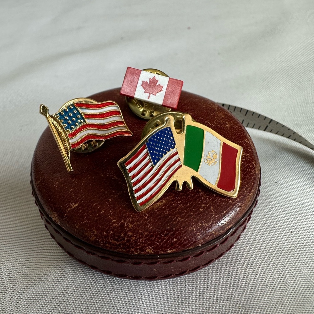 Lapel Pins Canada - United States - Mexico